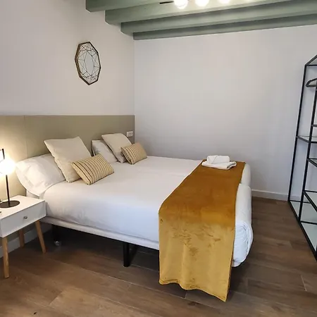 Rentalsevilla Cardenal Cervantes Sevilla
